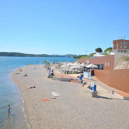 Nikolina Apartament Szybenik