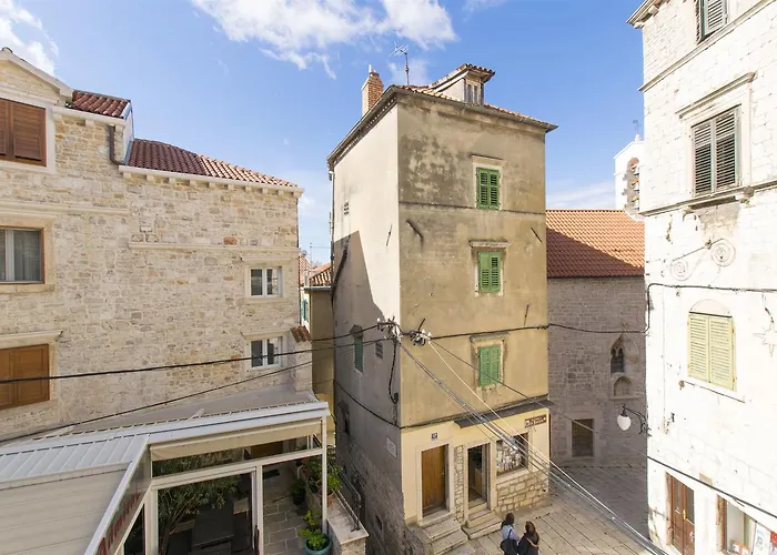 Nikolina Apartament Szybenik